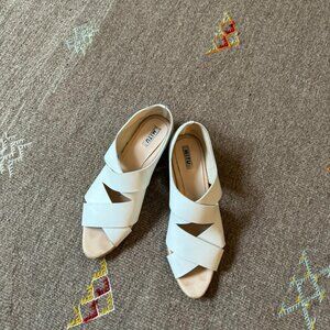 White Sandals Mitu Calzados